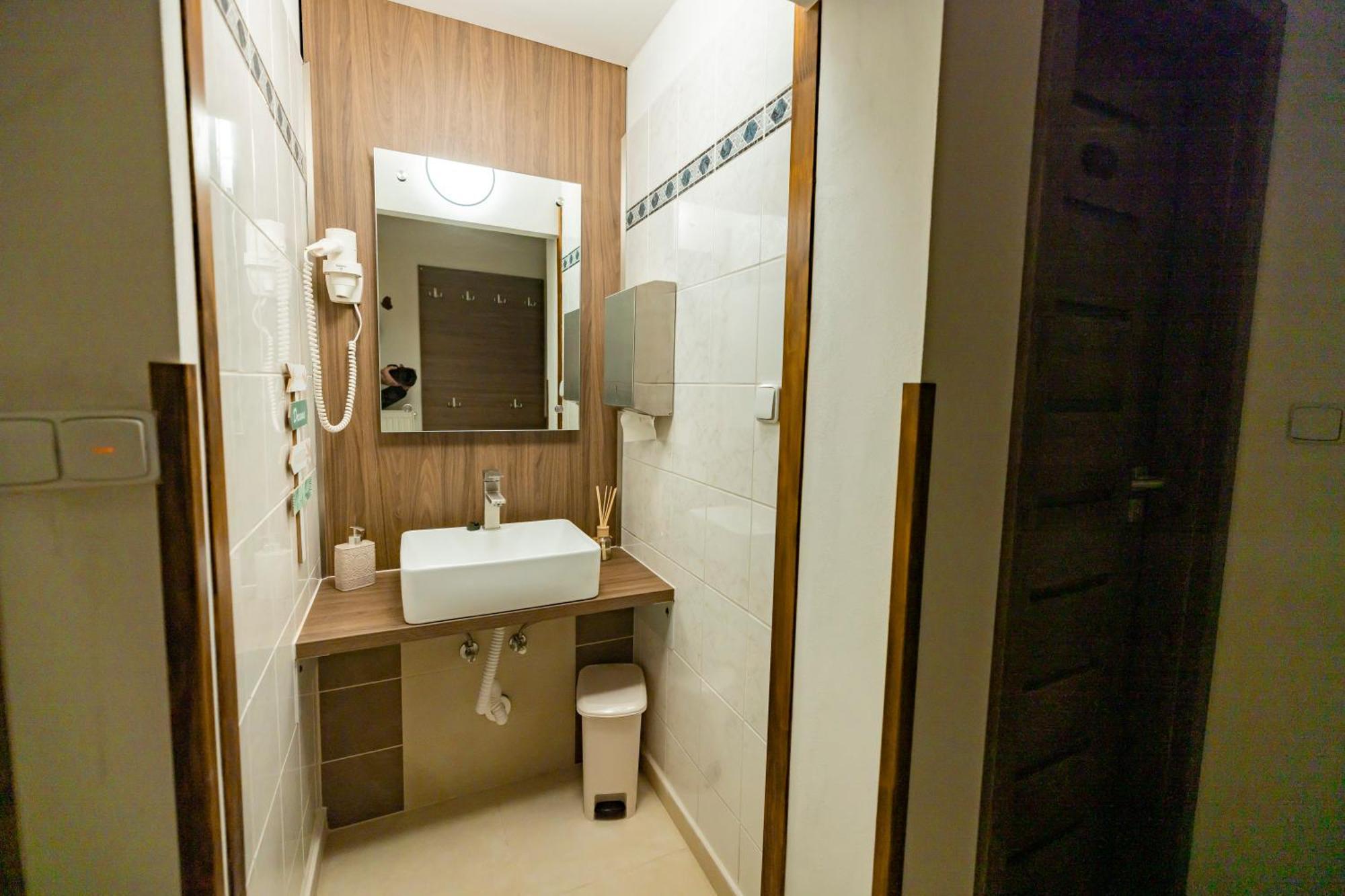 Apartmany Nezarka A Privatni Wellness Йндрихув Храдец Екстериор снимка